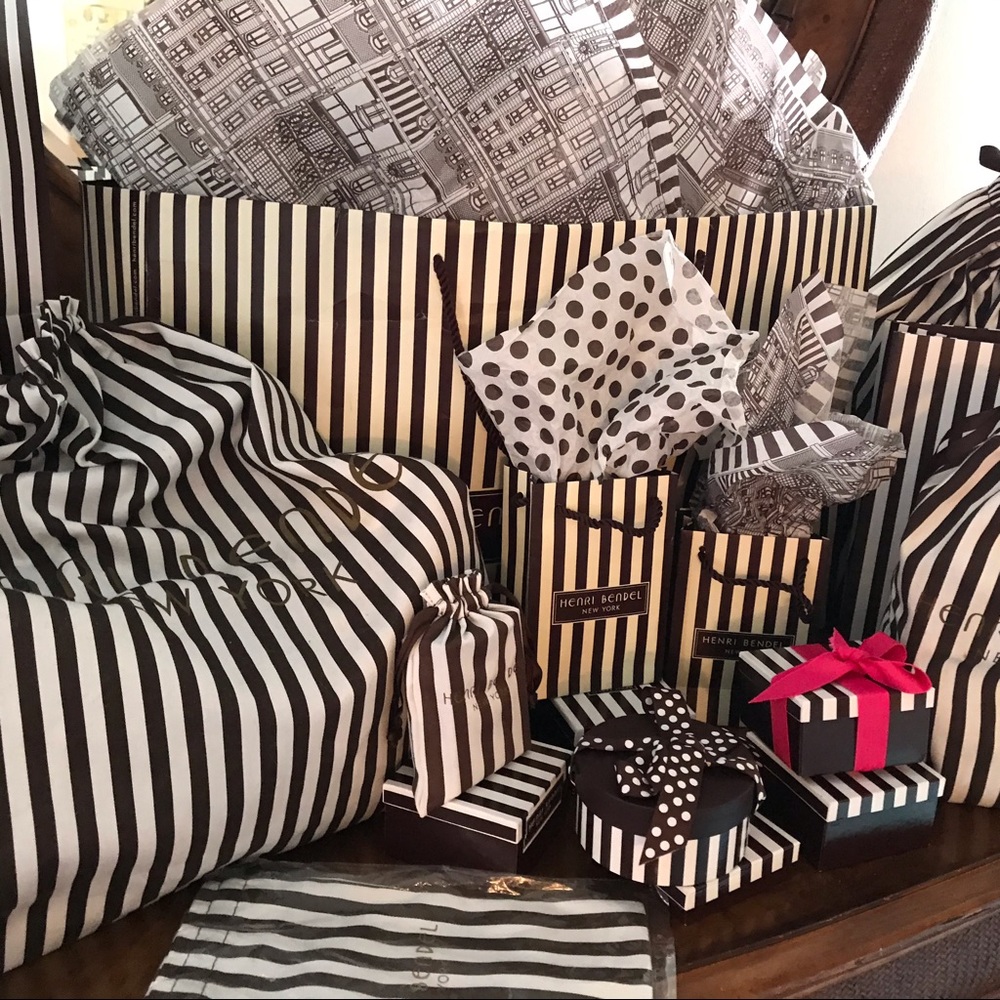 Henri Bendel gift bags, boxes, tissue & dust bags